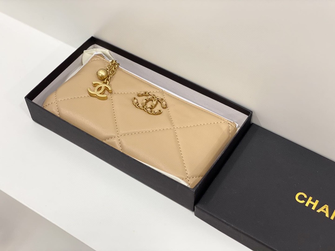 芸能人愛用Chanel シャネル 実物の写真 N品スーパーコピー財布代引き対応国内発送後払い安全必ず届く優良サイト